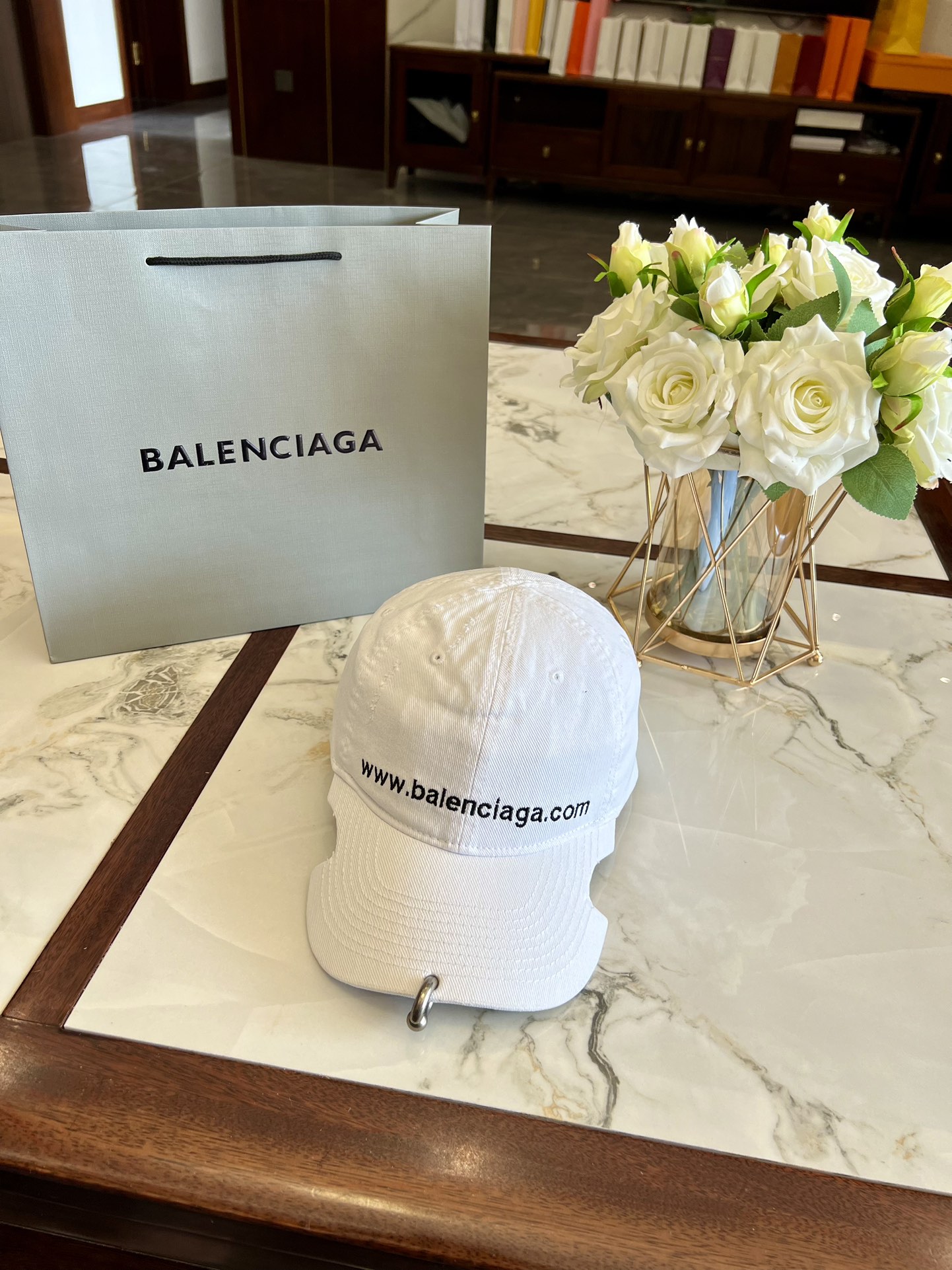 balenciaga  hat model 31